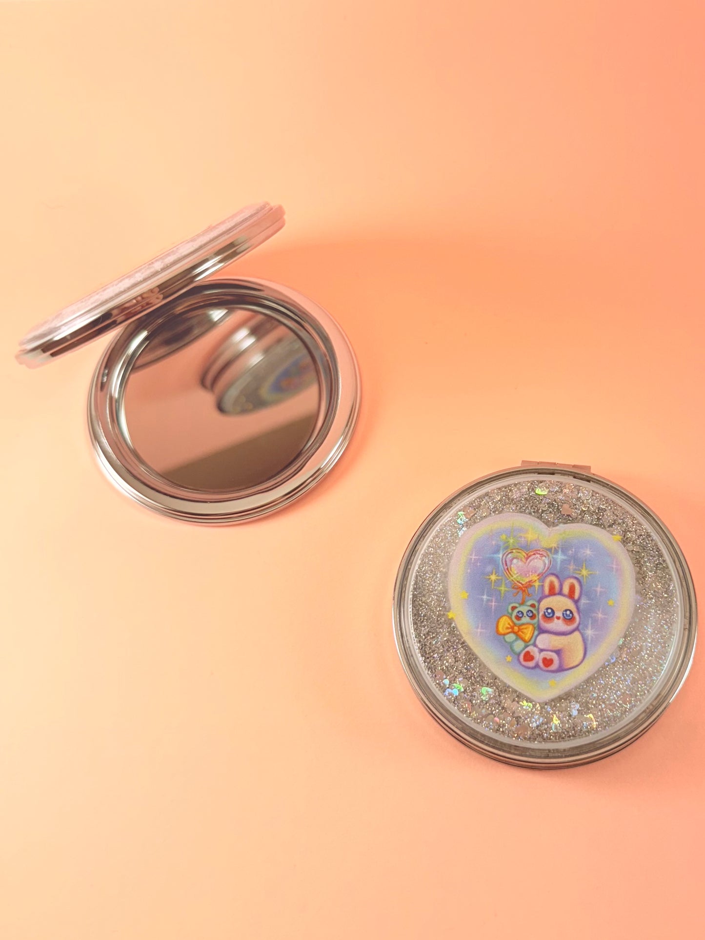 Hugs circle glitter compact mirror