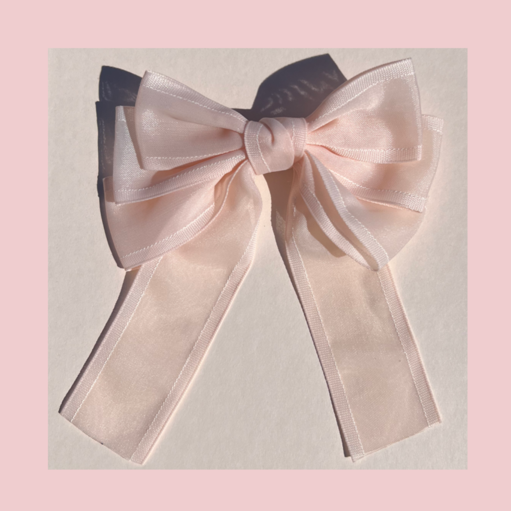 pink bow